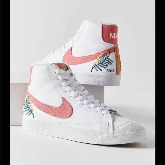Nike Shoes - Nike Women's White and Pink Floral High-Tops